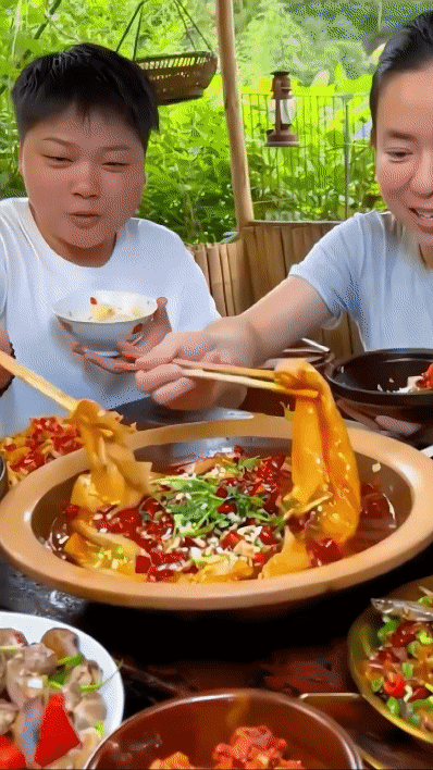eaae0a322496e00b07cb578a2fcc67b2.gif